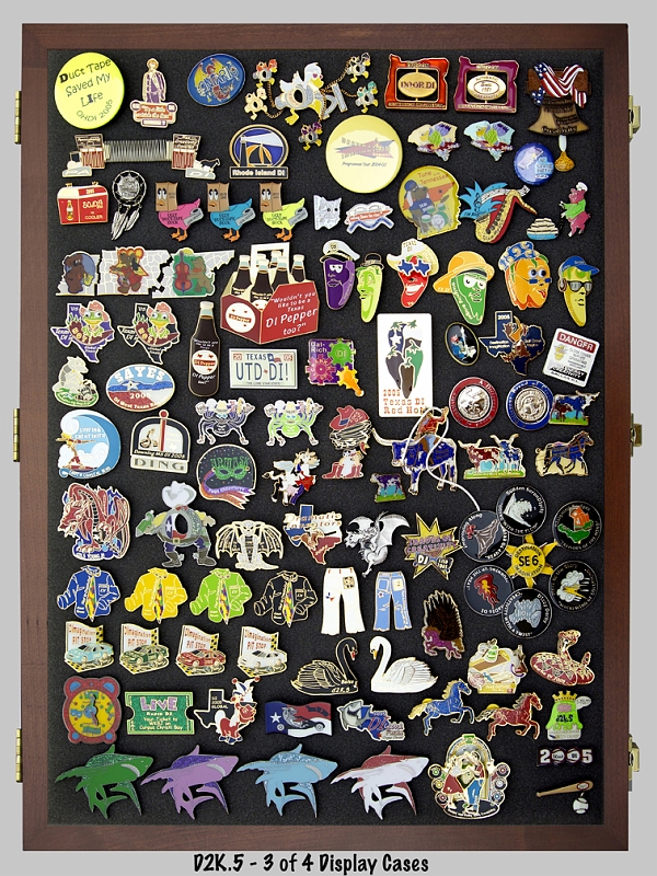 026_d2k5-pin_display-3of4.jpg