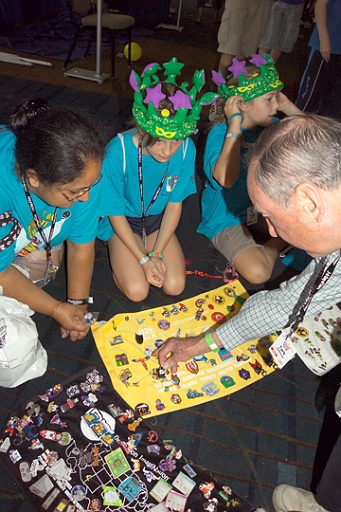 DI-Pin_Trading-036.JPG
